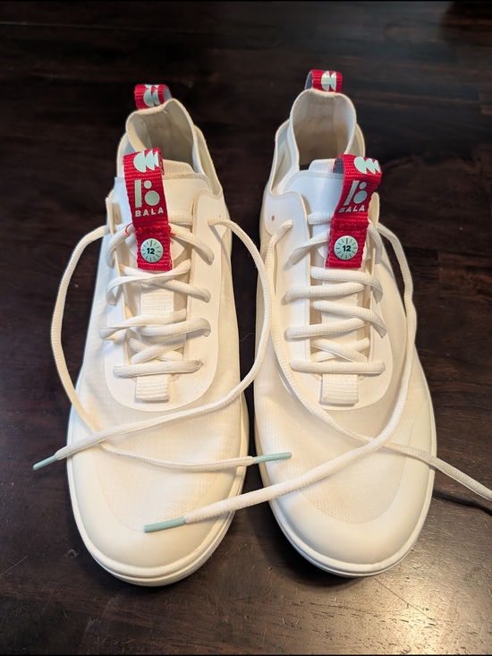 Bala Shoes - Bala Twelves Flow White Healthcare Sneakers, Women's 11/Men's 10, EUC